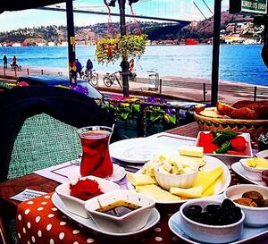 kale bosfor cay bahcesi rumeli hisari